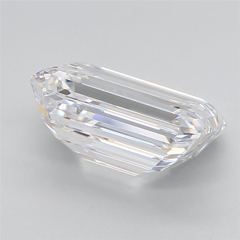 6.27 Carat Emerald Lab Diamond :: Greenstar spin frame 06