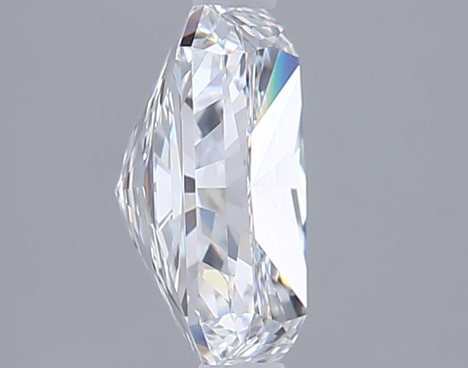 2.01 Carat Radiant Lab Diamond :: Greenstar spin frame 06