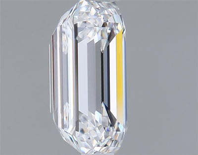 1.77 Carat Emerald Lab Diamond :: Greenstar spin frame 06