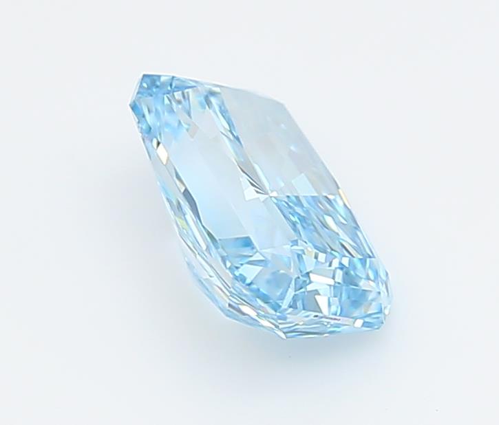 1.54 Carat Radiant Lab Diamond :: Greenstar spin frame 06