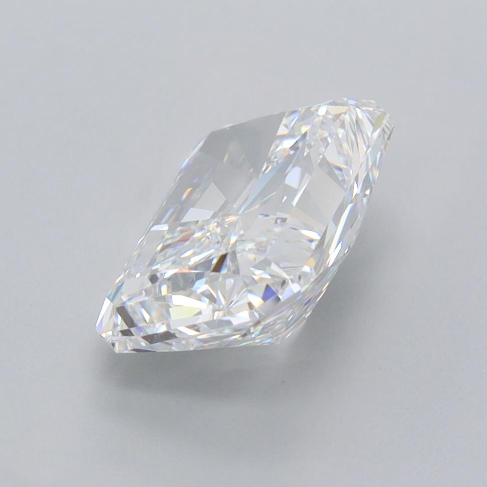 2.52 Carat Radiant Lab Diamond :: Greenstar spin frame 06