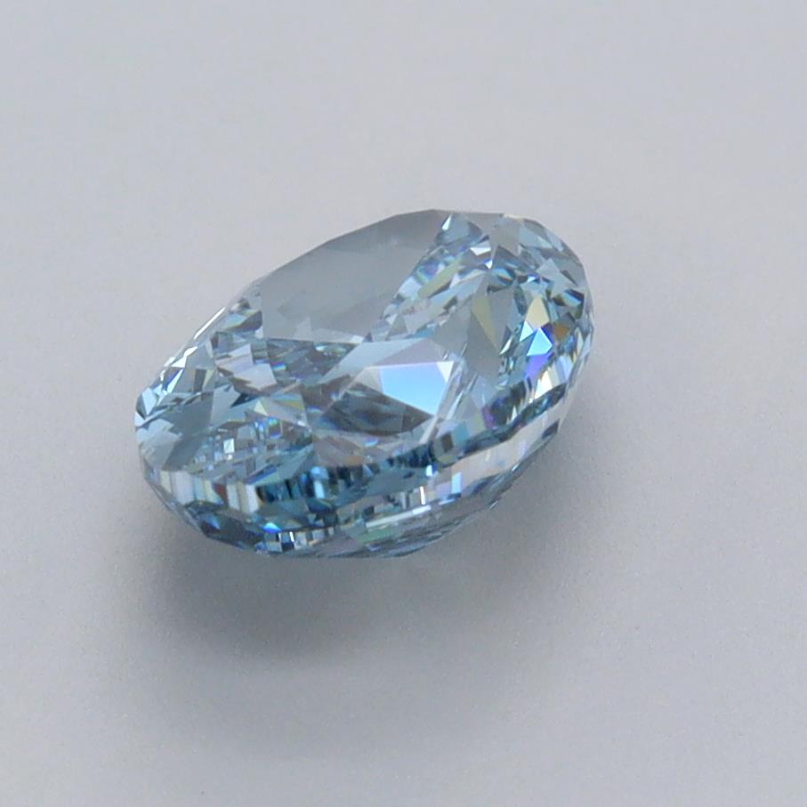 2.03 Carat Oval Lab Diamond :: Greenstar spin frame 06