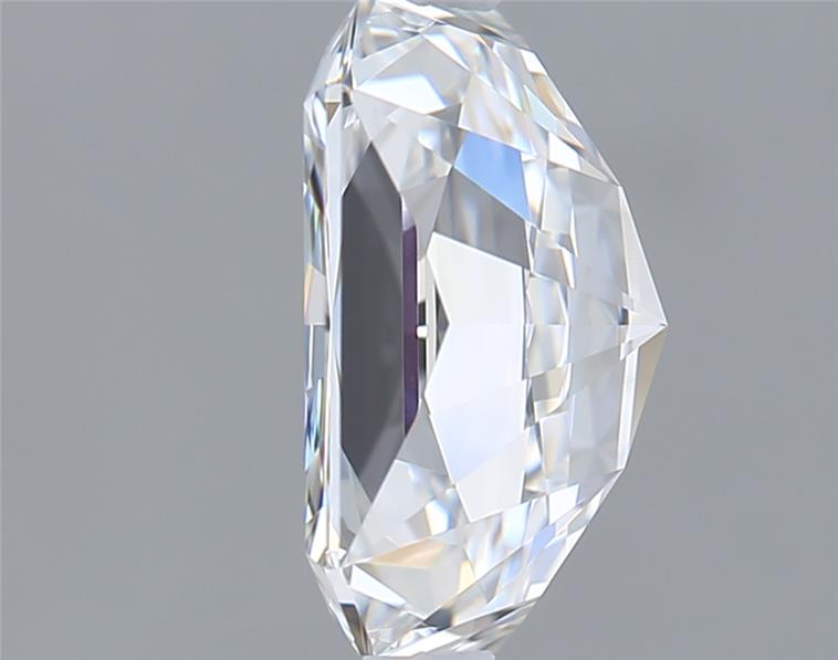 2.04 Carat Radiant Lab Diamond :: Greenstar spin frame 06