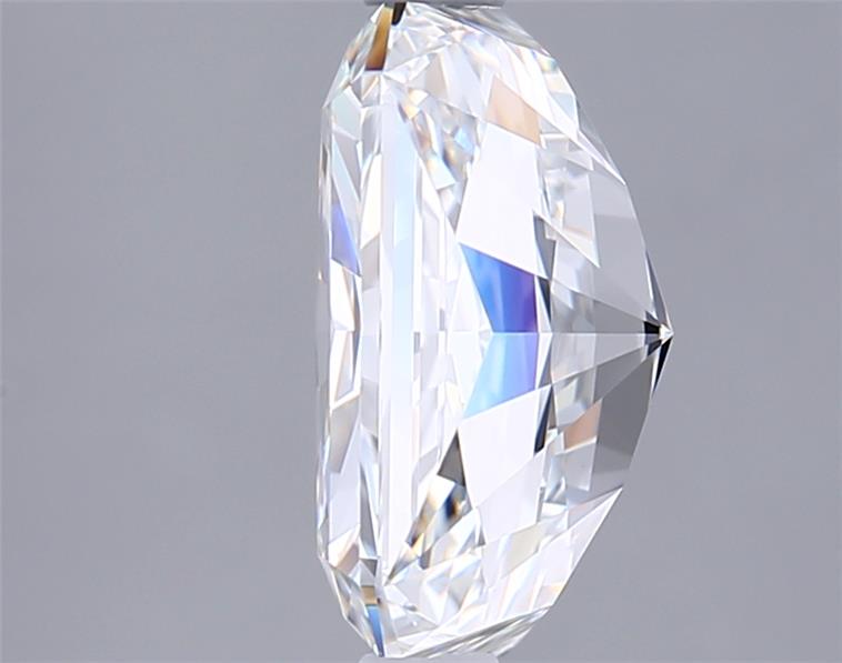 3.04 Carat Radiant Lab Diamond :: Greenstar spin frame 06