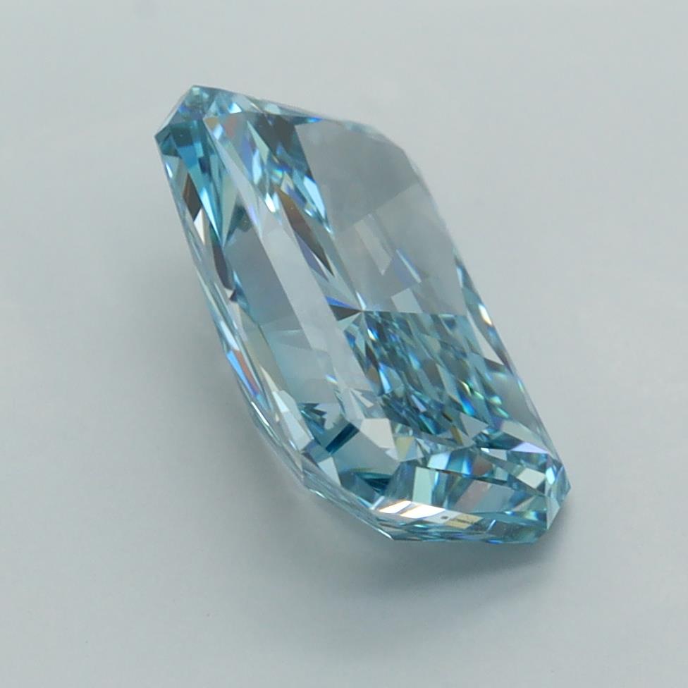 3.00 Carat Radiant Lab Diamond :: Greenstar spin frame 06