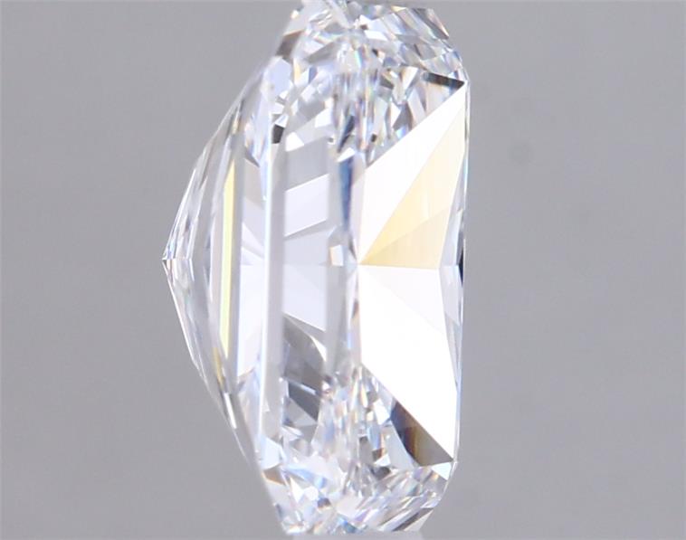 1.63 Carat Radiant Lab Diamond :: Greenstar spin frame 06