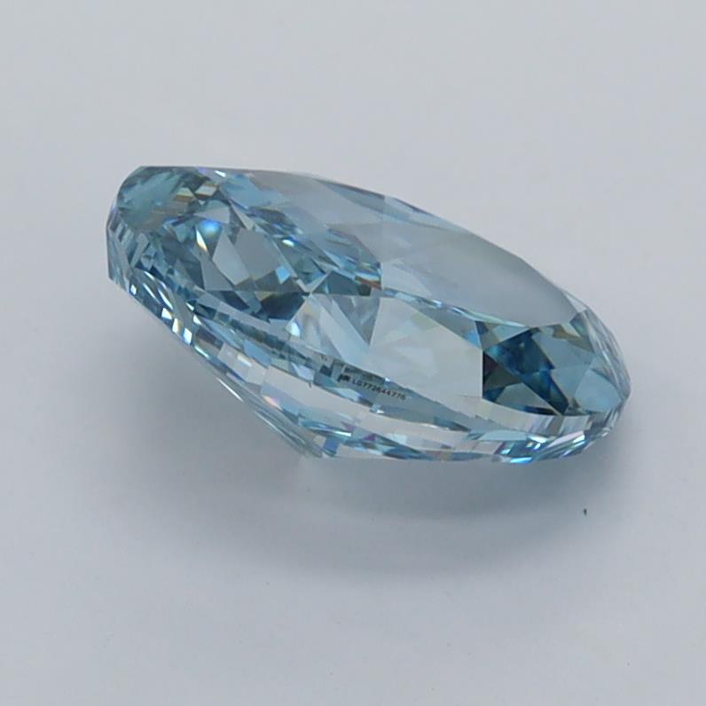 1.50 Carat Oval Lab Diamond :: Greenstar spin frame 06