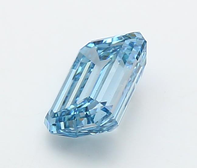 1.53 Carat Emerald Lab Diamond :: Greenstar spin frame 06