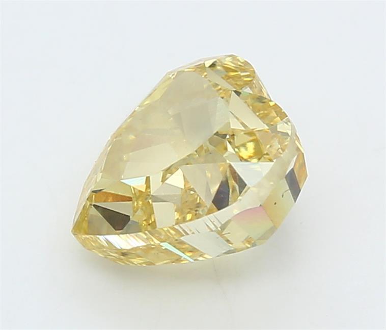 4.06 Carat Heart Lab Diamond :: Greenstar spin frame 04