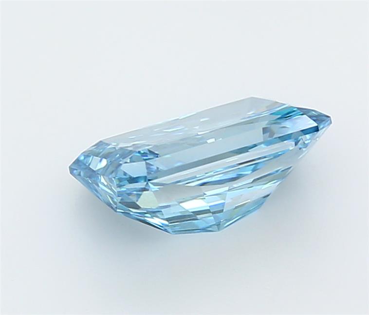 3.16 Carat Radiant Lab Diamond :: Greenstar spin frame 04