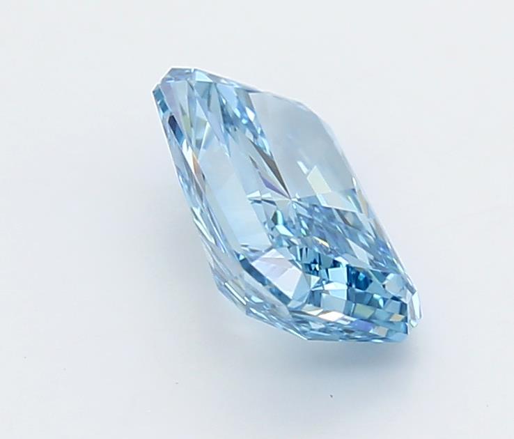 1.72 Carat Radiant Lab Diamond :: Greenstar spin frame 04