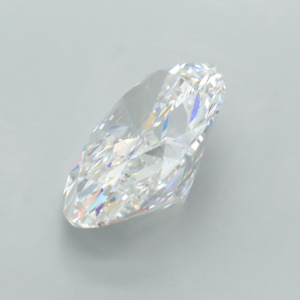 2.56 Carat Oval Lab Diamond :: Greenstar spin frame 04