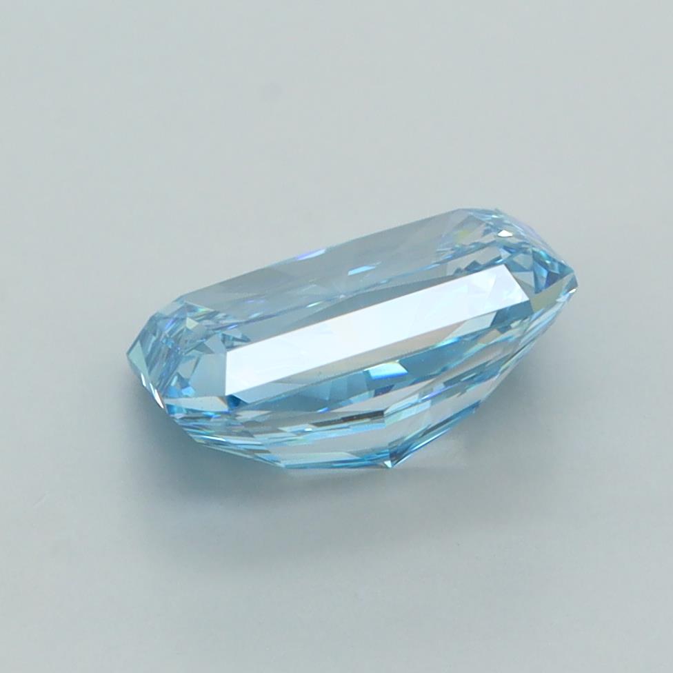 2.04 Carat Radiant Lab Diamond :: Greenstar spin frame 04