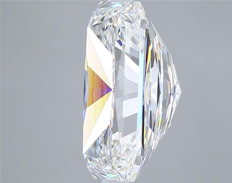 6.05 Carat Radiant Lab Diamond :: Greenstar spin frame 04