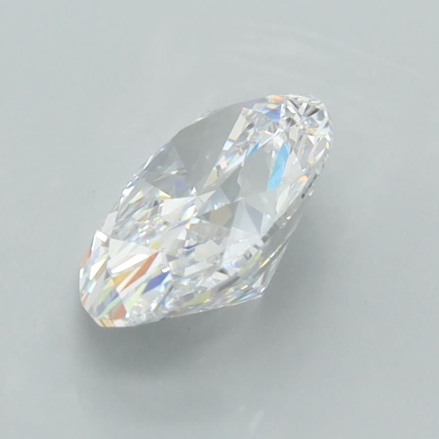 2.01 Carat Oval Lab Diamond :: Greenstar spin frame 04