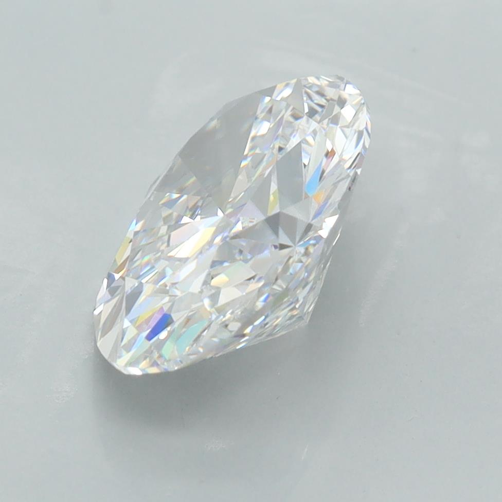 3.04 Carat Oval Lab Diamond :: Greenstar spin frame 04