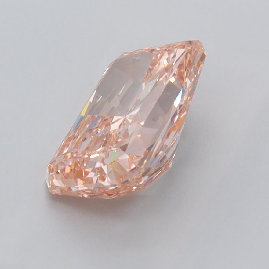 2.04 Carat Radiant Lab Diamond :: Greenstar spin frame 04