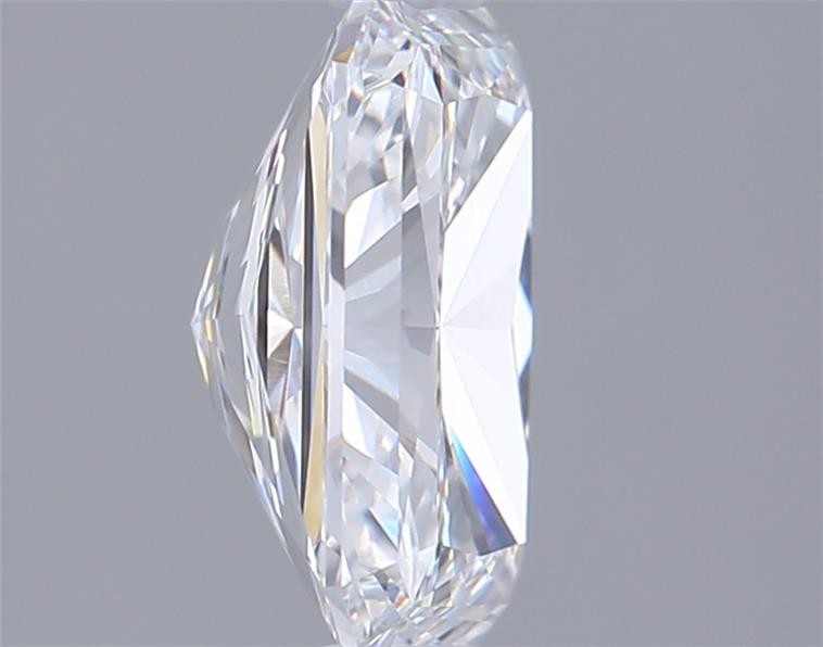 2.06 Carat Radiant Lab Diamond :: Greenstar spin frame 04
