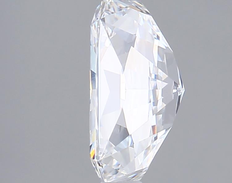 2.07 Carat Radiant Lab Diamond :: Greenstar spin frame 04