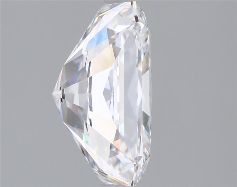 3.05 Carat Radiant Lab Diamond :: Greenstar spin frame 04