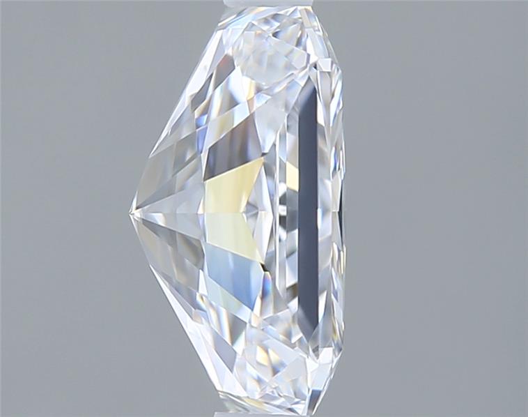 2.04 Carat Radiant Lab Diamond :: Greenstar spin frame 04