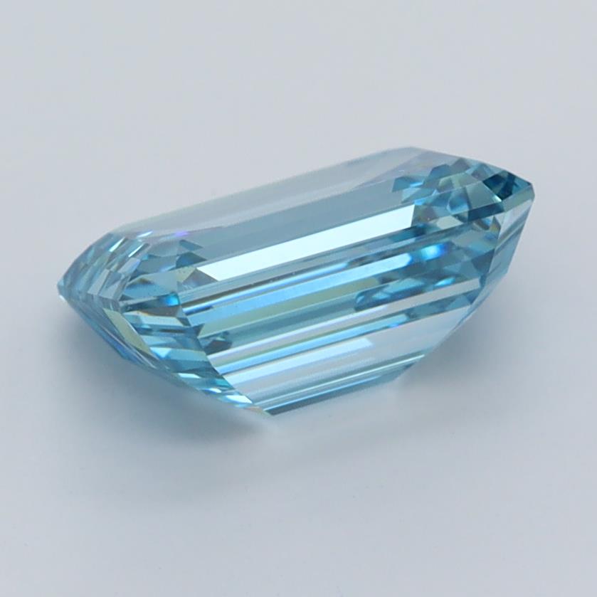 2.08 Carat Emerald Lab Diamond :: Greenstar spin frame 04