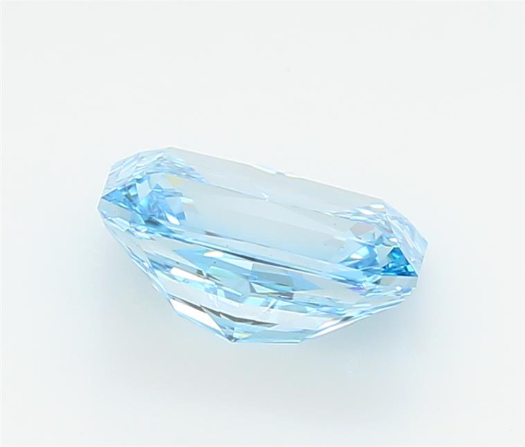 2.02 Carat Radiant Lab Diamond :: Greenstar spin frame 04