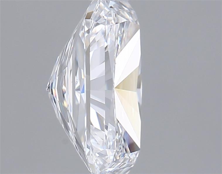1.61 Carat Radiant Lab Diamond :: Greenstar spin frame 04