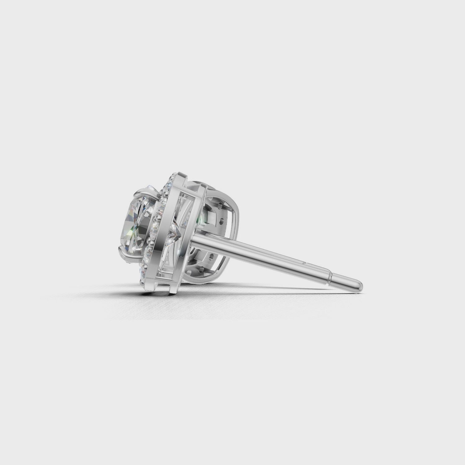 Pierce Cushion Halo 18k White Gold 1ct :: PIERCE CUSHION HALO K18 White Gold 1ct 4.mp4