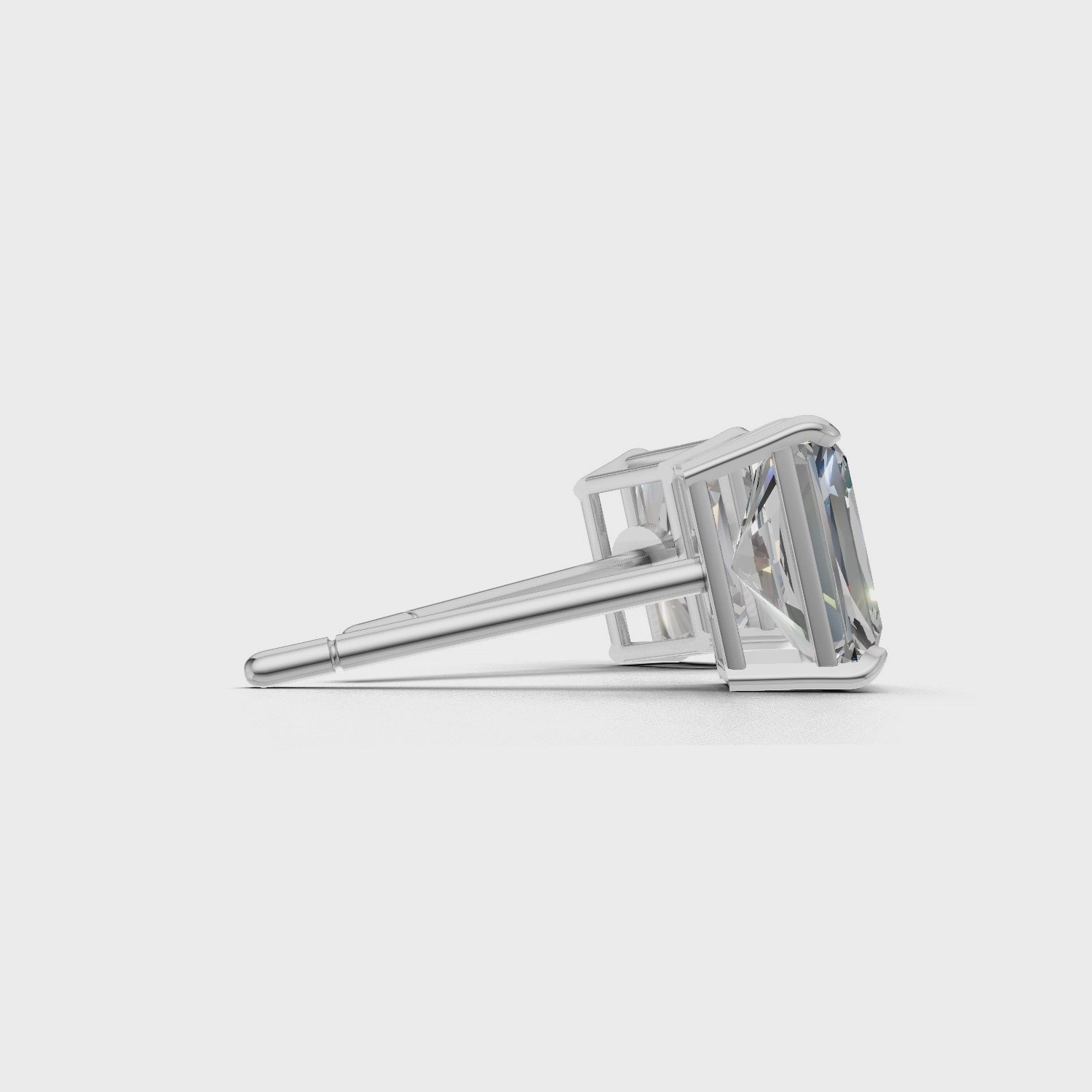 Pierce Radiant Solitaire 18k White Gold 1ct :: PIERCE RADIANT SOLITAIRE K18 White Gold 1ct 4.mp4