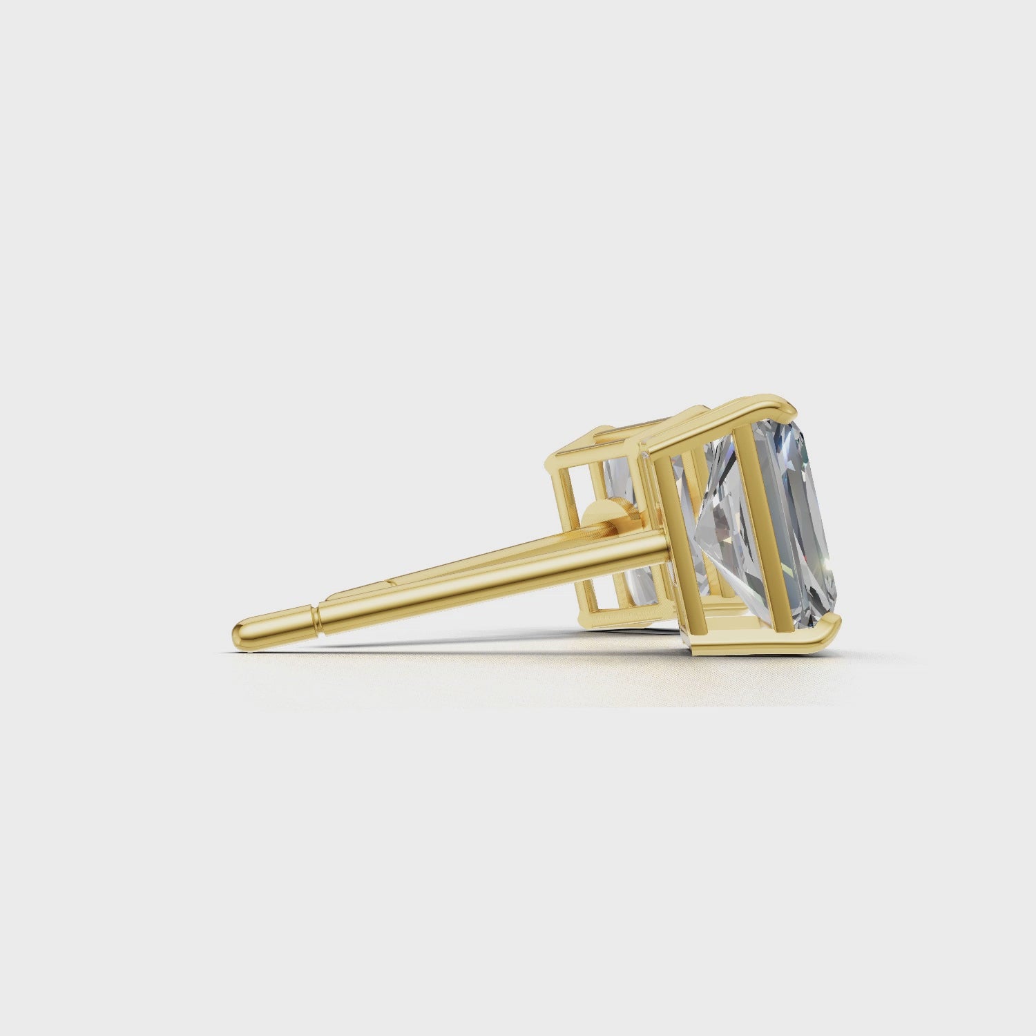 Pierce Radiant Solitaire 18k Yellow Gold 1ct :: PIERCE RADIANT SOLITAIRE K18 Yellow Gold 1ct 4.mp4