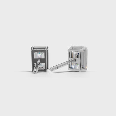 Pierce Emerald Solitaire 18k White Gold 1ct :: PIERCE EMERALD SOLITAIRE K18 White Gold 1ct 4.mp4