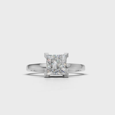 Ring Princess Solitaire 18k White Gold 1ct :: RING PRINCESS SOLITAIRE 18K White Gold 1ct 4.mp4