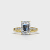 Ring Emerald Side Dia 18k Yellow Gold 1ct :: RING EMERALD SIDE DIA K18 Yellow Gold 1ct 4.mp4